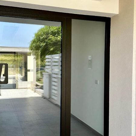 Belloluogohouse, Bilocale Luminoso Vicino Al Centro Storico Con Posto Auto Lecce Exteriör bild